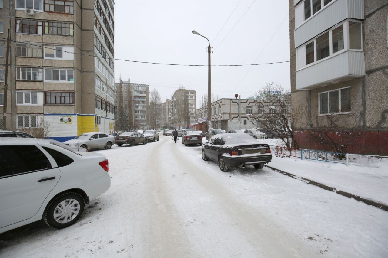 Респ. Башкортостан, г. Уфа, ул. Юрия Гагарина, д. 19-придомовая территория