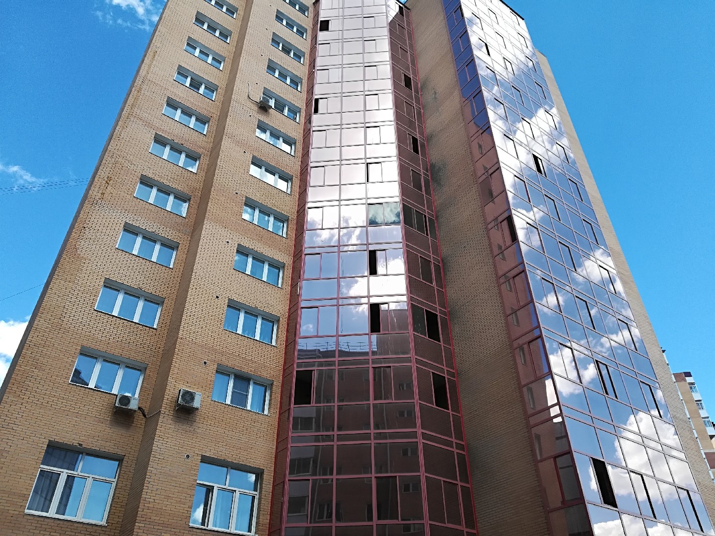 Респ. Бурятия, г. Улан-Удэ, ул. Боевая, д. 5, стр. В-фасад здания