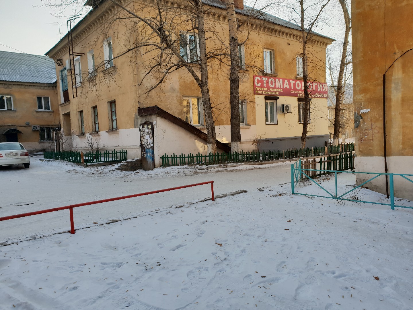 Респ. Бурятия, г. Улан-Удэ, ул. Гагарина, д. 46-придомовая территория