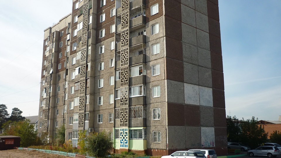 Респ. Бурятия, г. Улан-Удэ, ул. Жердева, д. 142-фасад здания