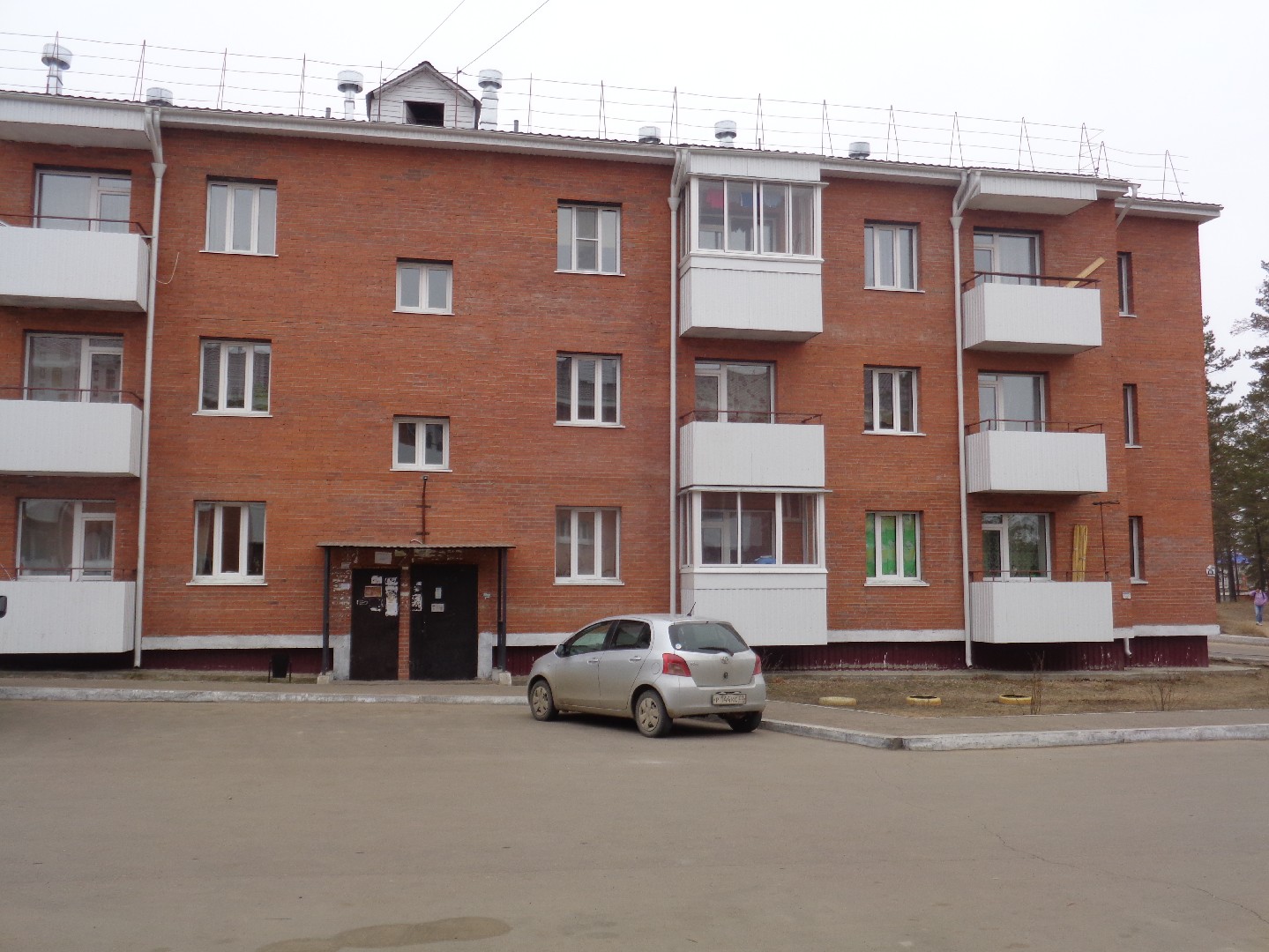 Респ. Бурятия, г. Улан-Удэ, ул. Им Дашиева, д. 3-фасад здания