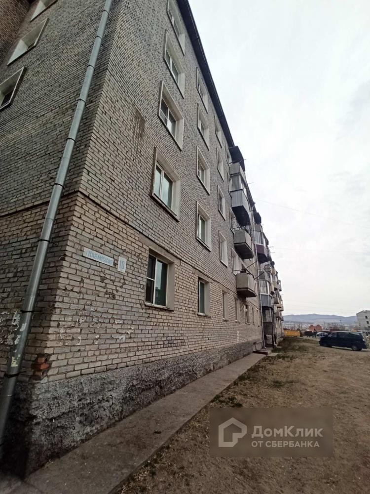 Респ. Бурятия, г. Улан-Удэ, ул. Кабанская, д. 18-фасад здания