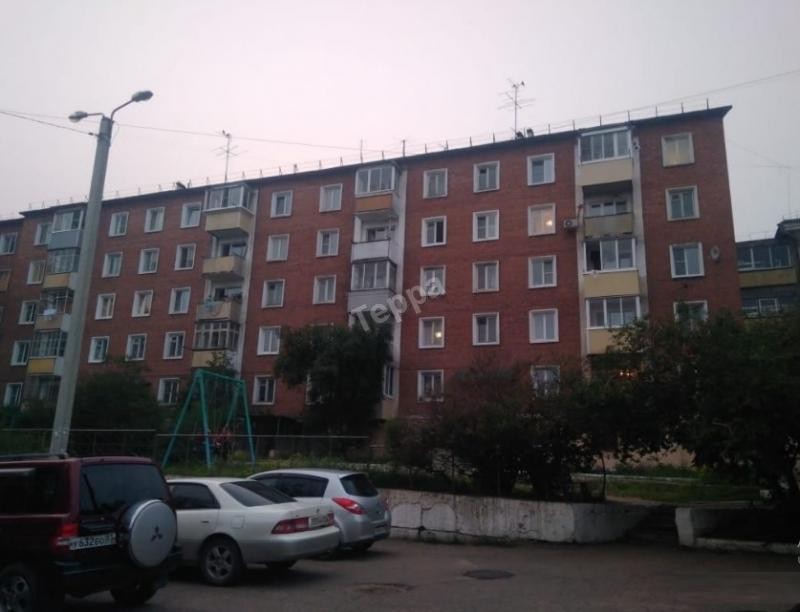 Респ. Бурятия, г. Улан-Удэ, ул. Комсомольская, д. 16-фасад здания