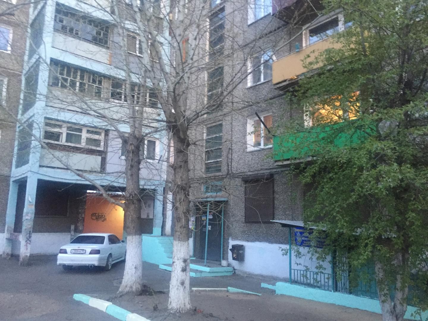 Респ. Бурятия, г. Улан-Удэ, ул. Краснофлотская, д. 40-фасад здания