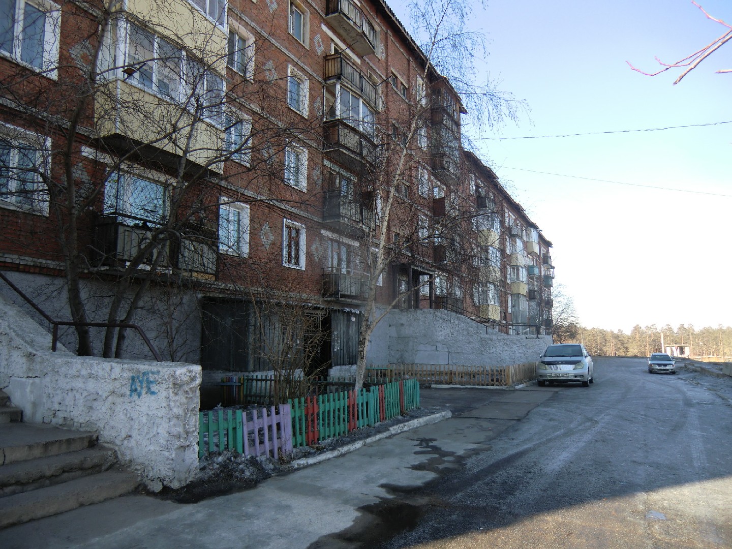 Респ. Бурятия, г. Улан-Удэ, ул. Ринчино, д. 1-фасад здания