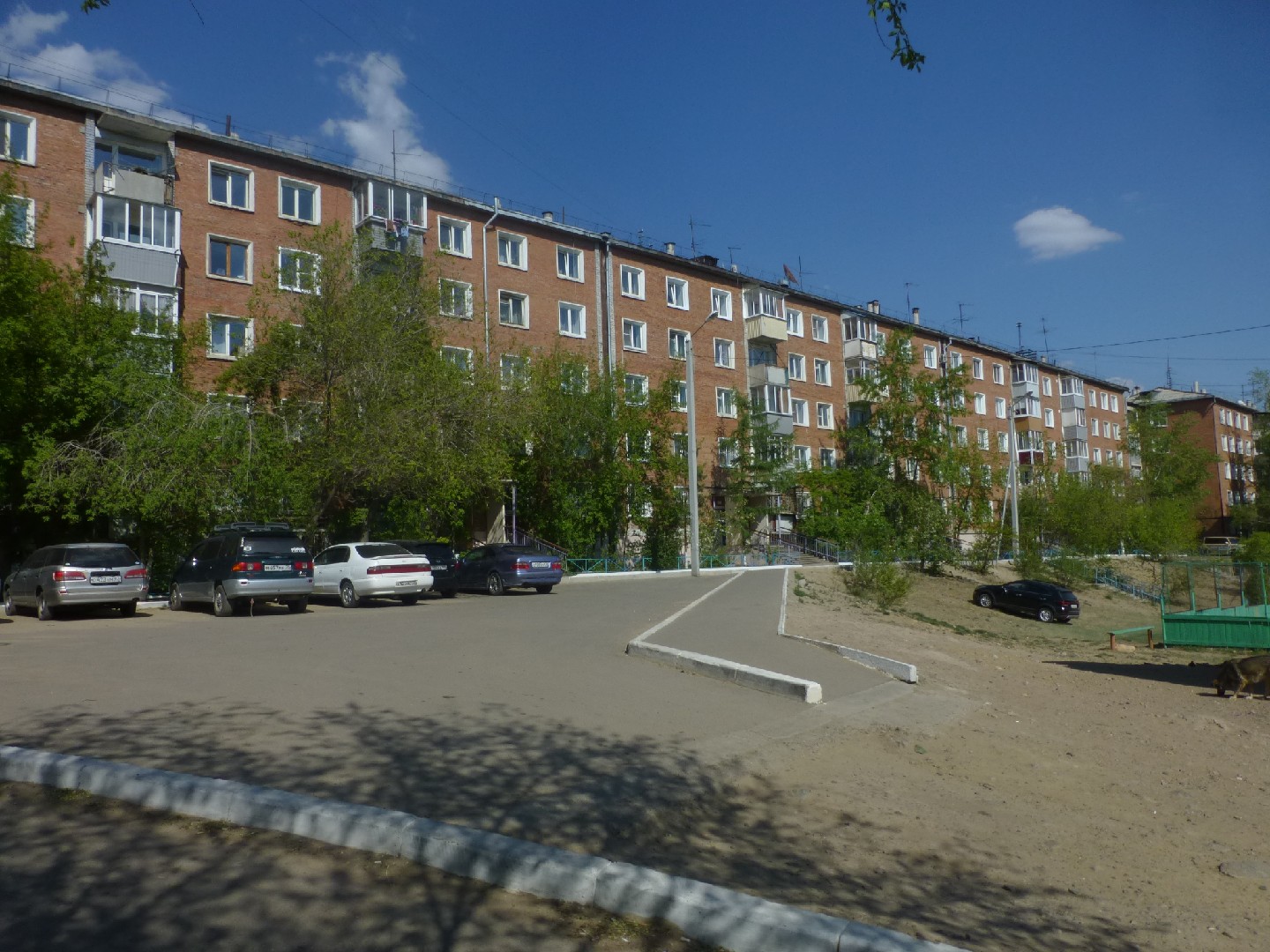Респ. Бурятия, г. Улан-Удэ, ул. Чертенкова, д. 51-фасад здания