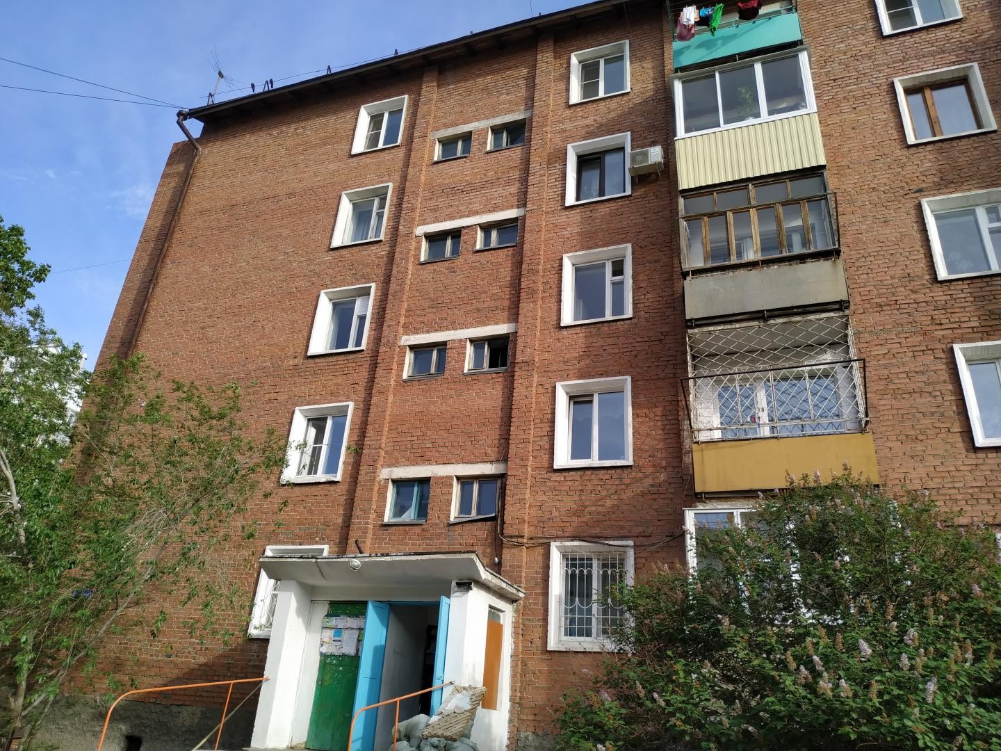 Респ. Бурятия, г. Улан-Удэ, ул. Шумяцкого, д. 8-фасад здания