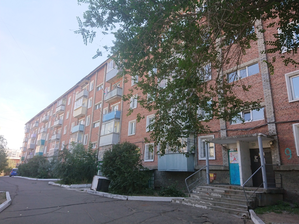 Респ. Бурятия, г. Улан-Удэ, ул. Шумяцкого, д. 9-фасад здания