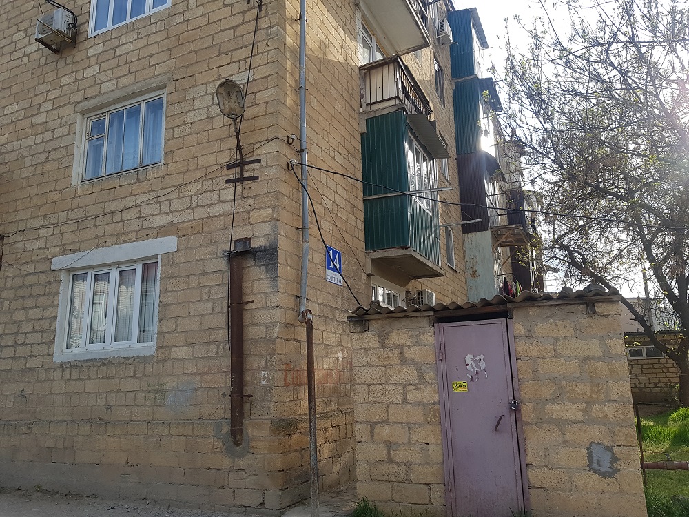 Респ. Дагестан, г. Дербент, ул. Советская, д. 14-фасад здания
