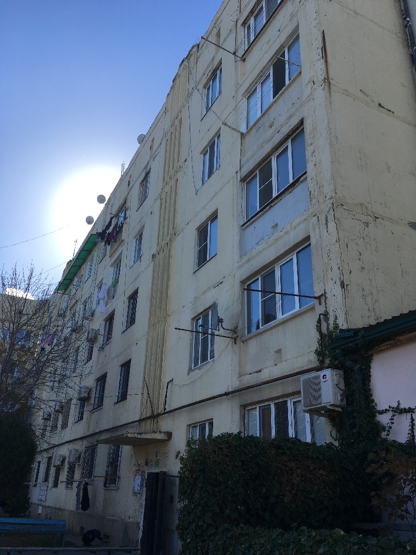 Респ. Дагестан, г. Каспийск, ул. Байрамова, д. 10-фасад здания