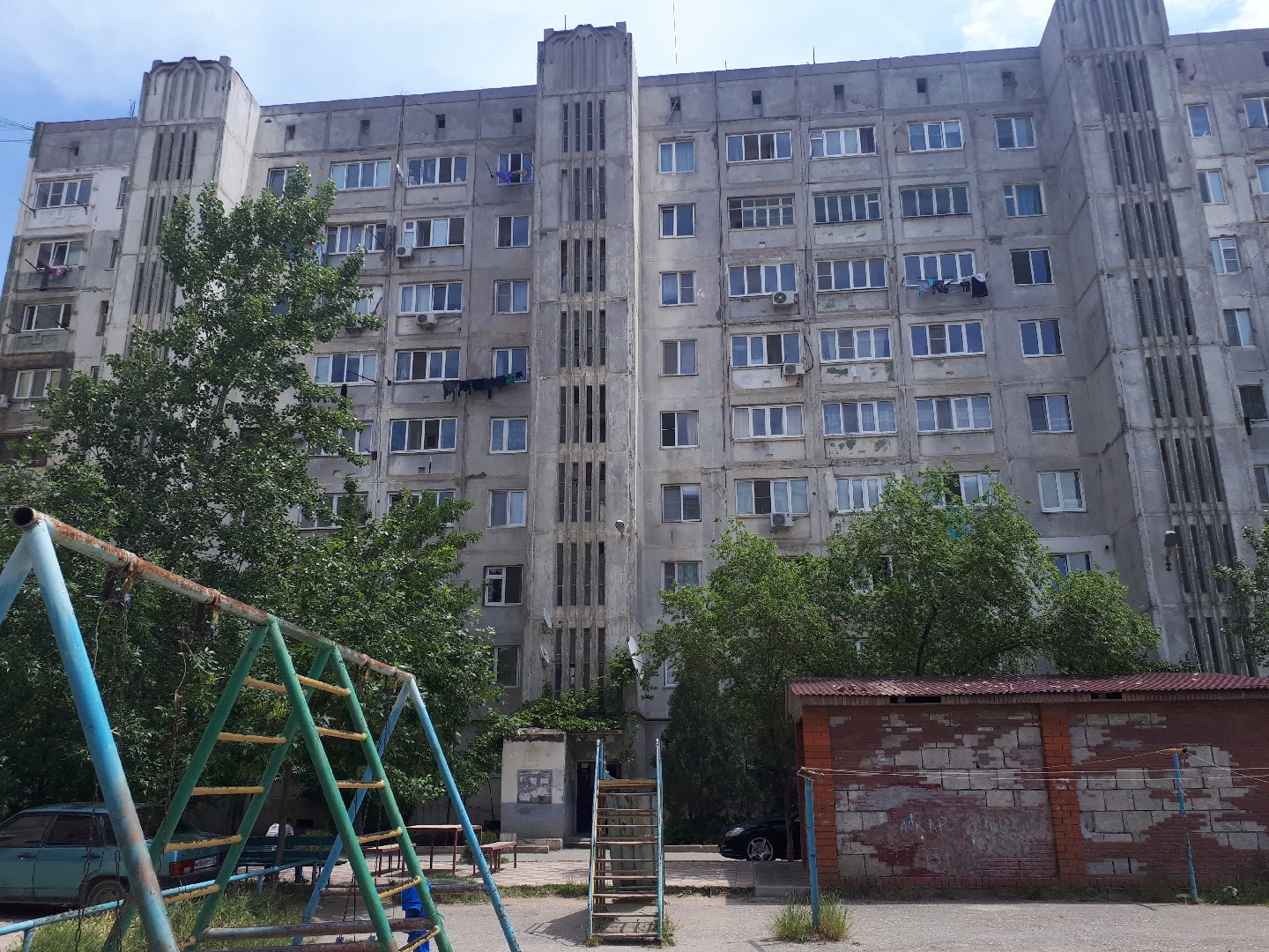 Респ. Дагестан, г. Каспийск, ул. Ильяшенко, д. 5-фасад здания