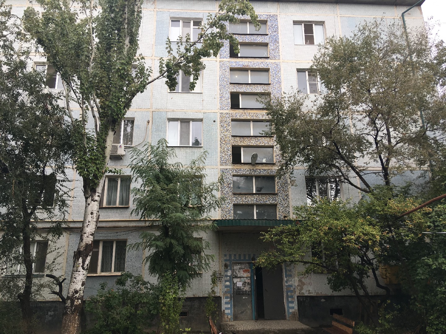 Респ. Дагестан, г. Каспийск, ул. Советская, д. 8-фасад здания