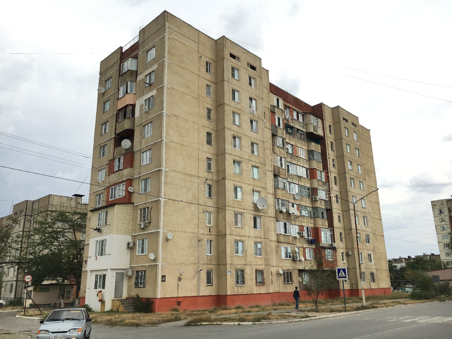 Респ. Дагестан, г. Кизилюрт, ул. Г.Цадаса, д. 80-фасад здания