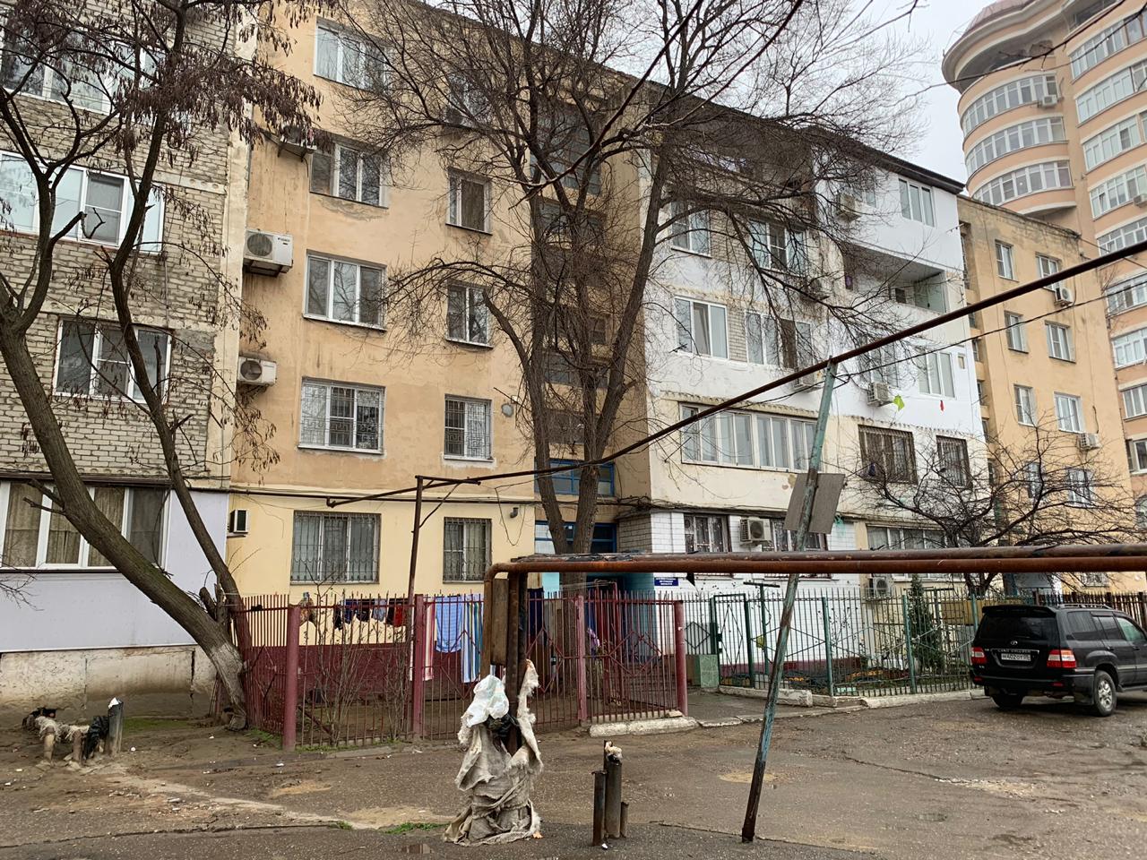 Респ. Дагестан, г. Махачкала, ул. Юсупа Акаева, д. 1, к. Б-фасад здания
