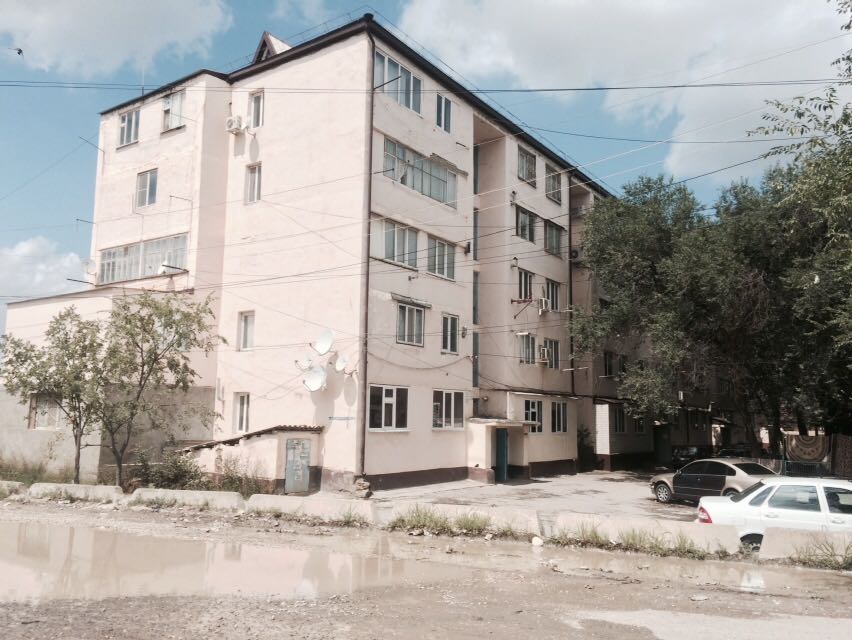 Респ. Дагестан, г. Хасавюрт, ул. Батырмурзаева, д. 1-фасад здания