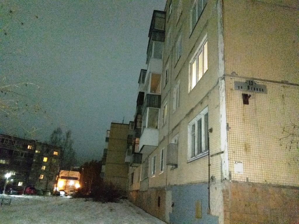 Респ. Карелия, г. Костомукша, ул. Ленина, д. 13-фасад здания
