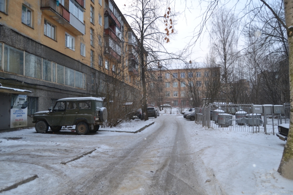 Респ. Карелия, г. Петрозаводск, пр-кт. Александра Невского, д. 62-придомовая территория