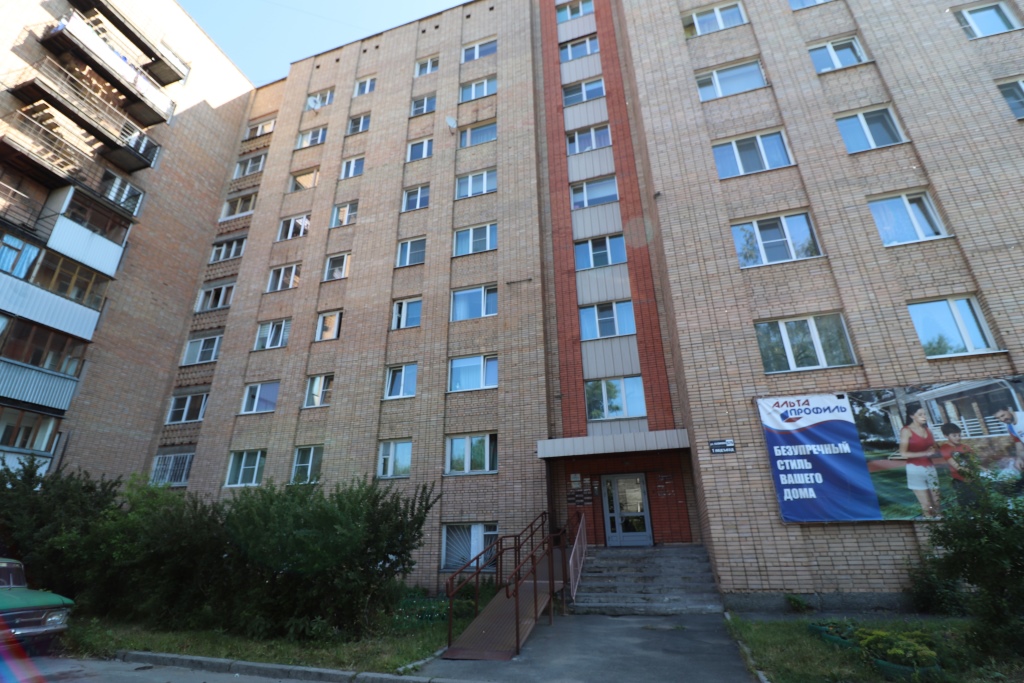 Респ. Карелия, г. Петрозаводск, ул. Калинина, д. 57 Б-фасад здания