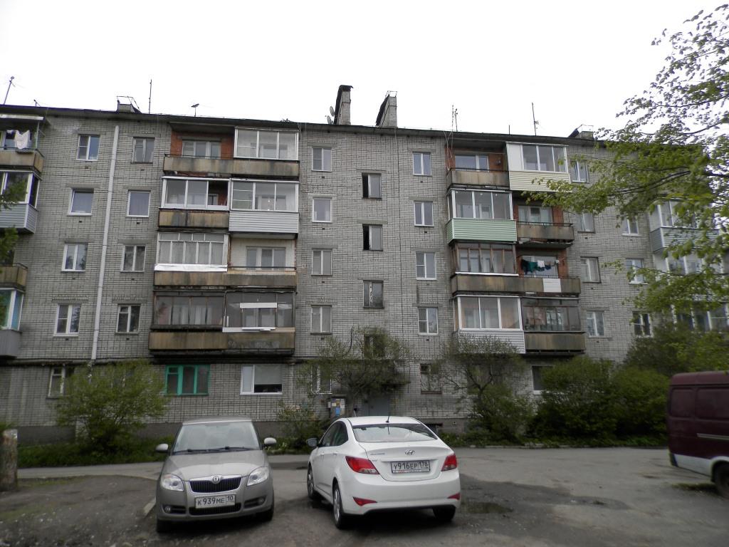 Респ. Карелия, г. Петрозаводск, ул. Луначарского, д. 43-фасад здания