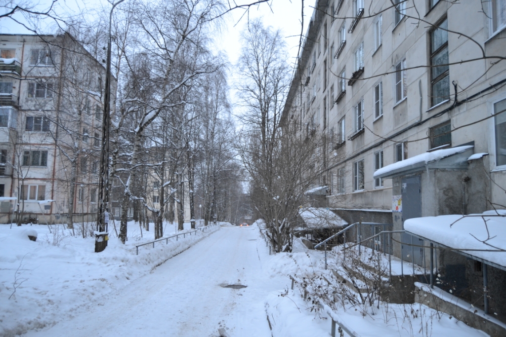 Респ. Карелия, г. Петрозаводск, ул. Маршала Мерецкова, д. 16-придомовая территория