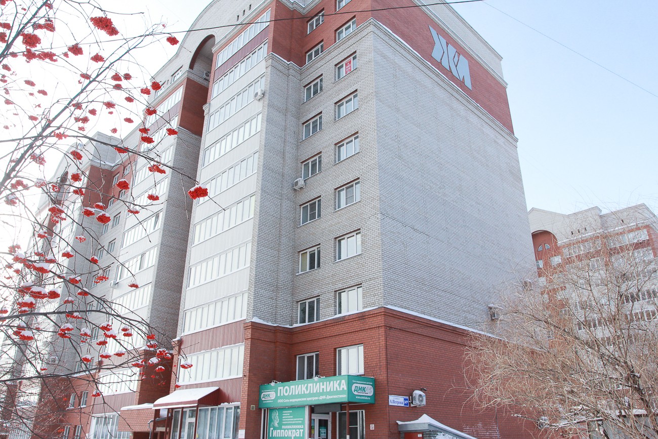край. Алтайский, г. Барнаул, ул. Антона Петрова, д. 247, к. Б-фасад здания