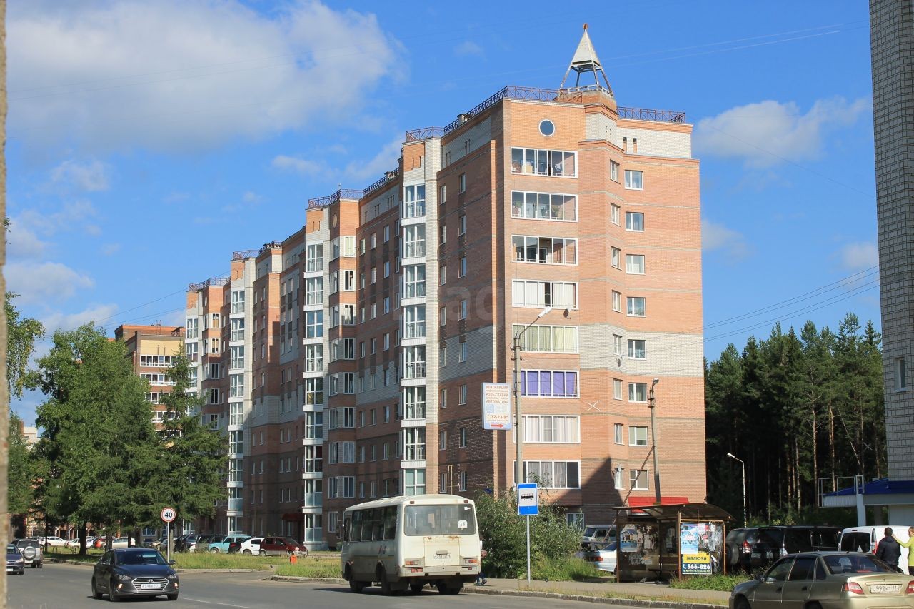 Респ. Коми, г. Сыктывкар, ул. Димитрова, д. 17-фасад здания