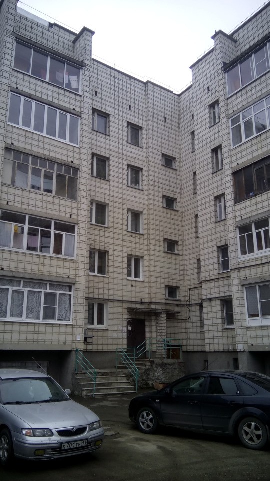 Респ. Коми, г. Сыктывкар, ул. Интернациональная, д. 196-фасад здания