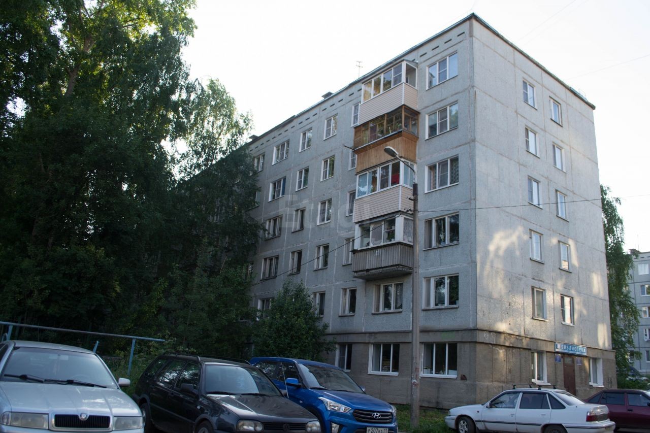 Респ. Коми, г. Сыктывкар, ул. Карла Маркса, д. 168-фасад здания
