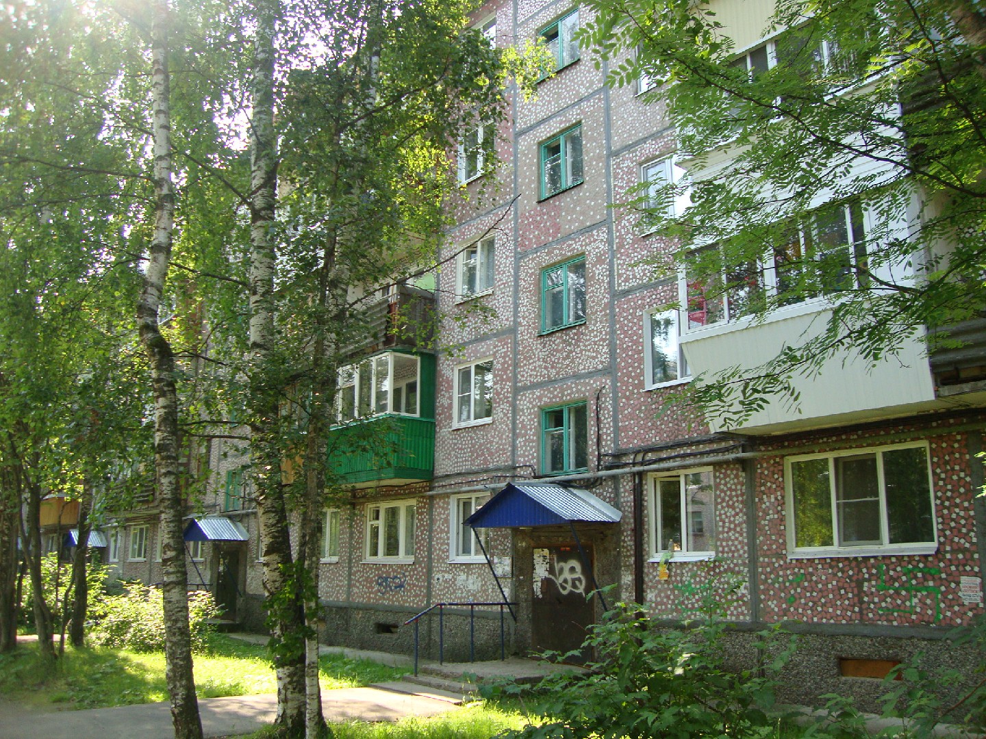 Респ. Коми, г. Сыктывкар, ул. Коммунистическая, д. 39-фасад здания