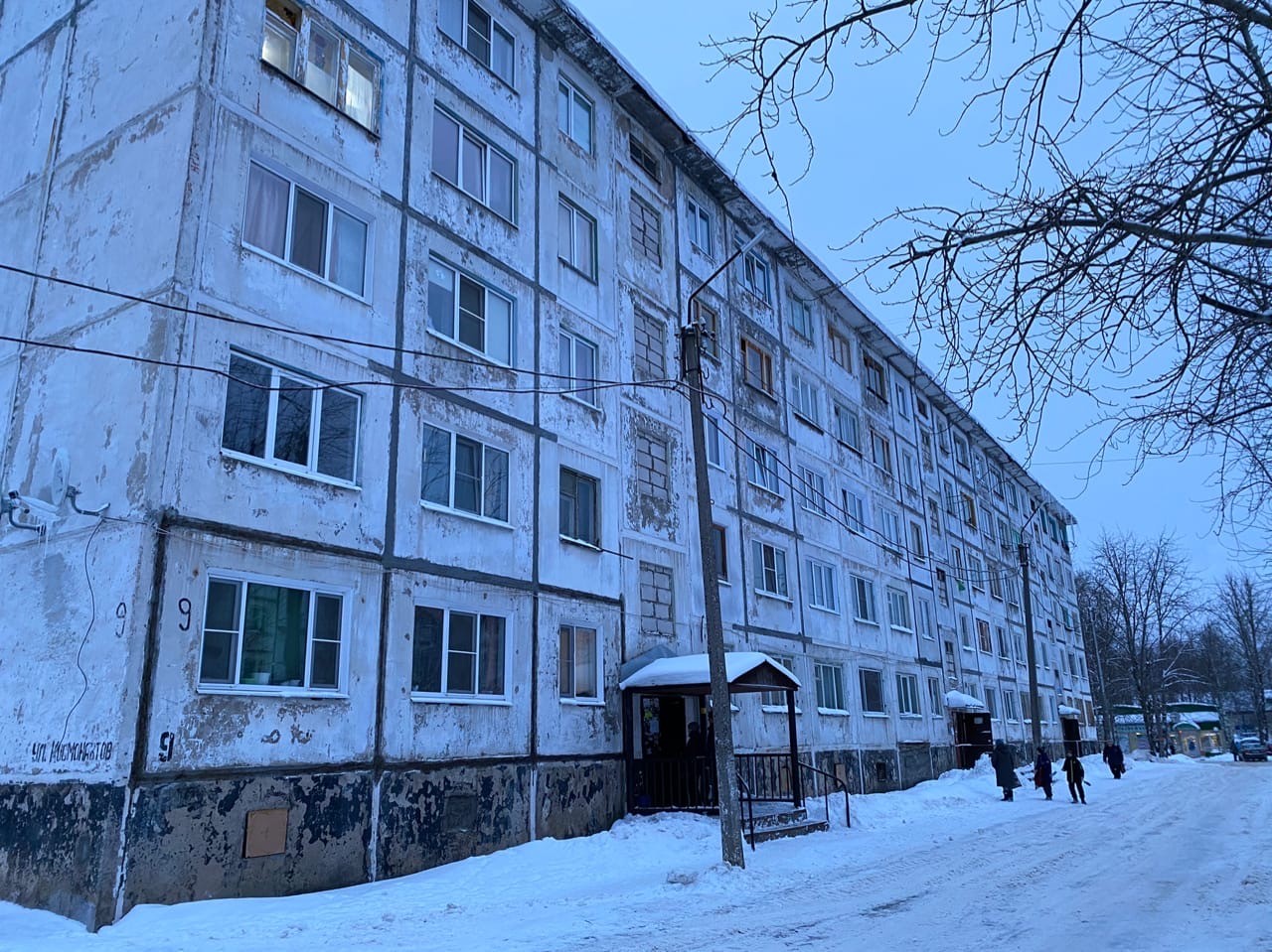 Респ. Коми, г. Сыктывкар, ул. Космонавтов, д. 9-фасад здания