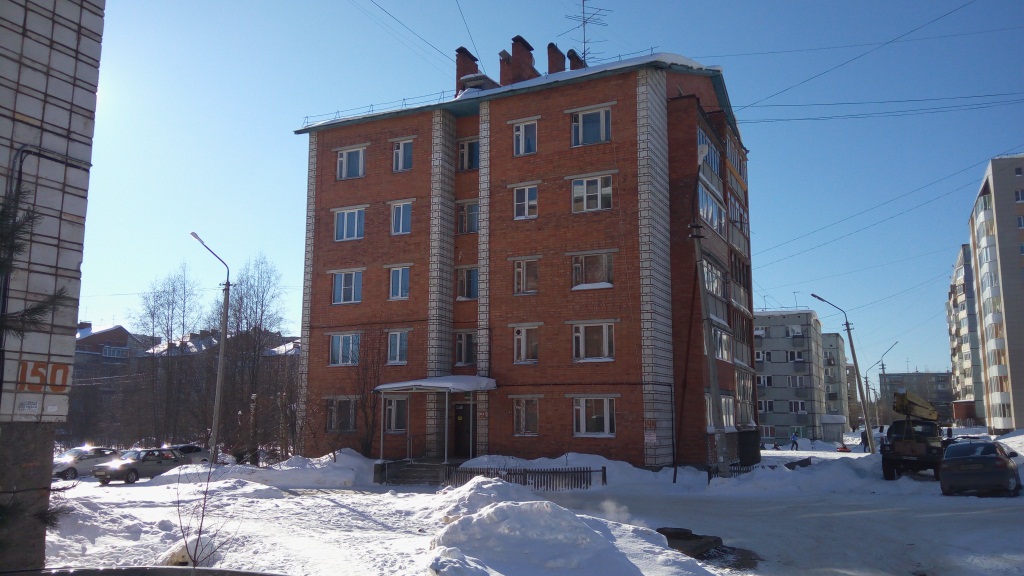 Респ. Коми, г. Сыктывкар, ул. Морозова, д. 144-фасад здания