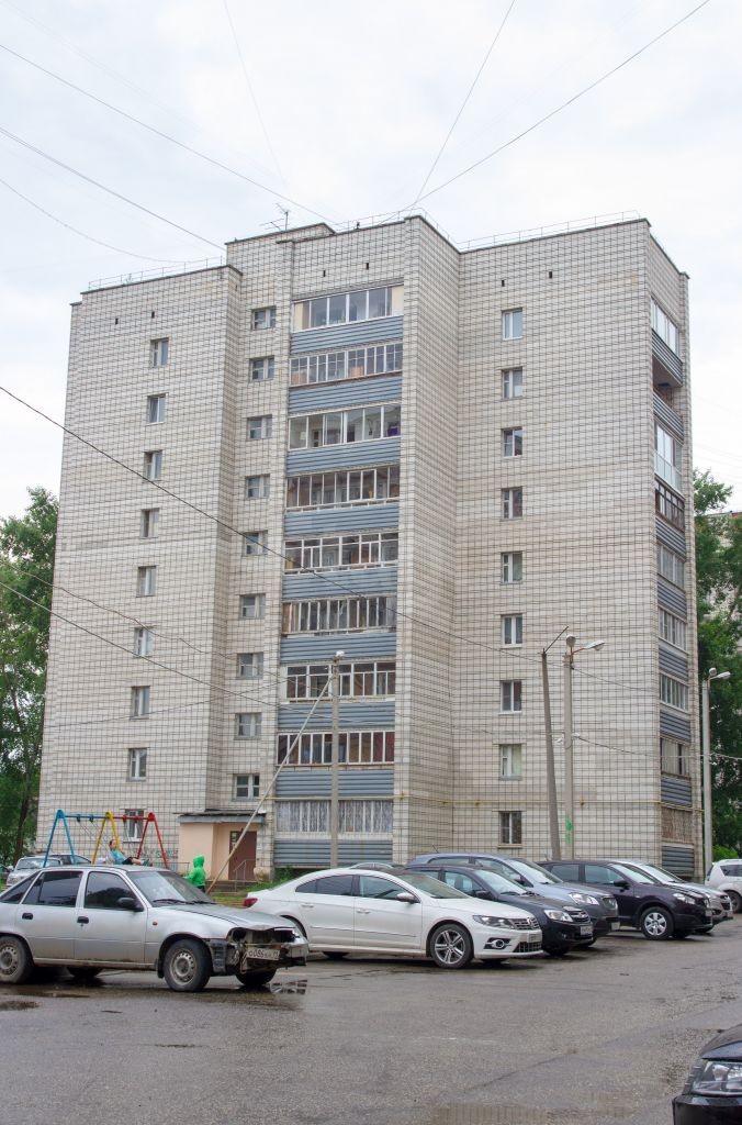 Респ. Коми, г. Сыктывкар, ул. Оплеснина, д. 2-фасад здания