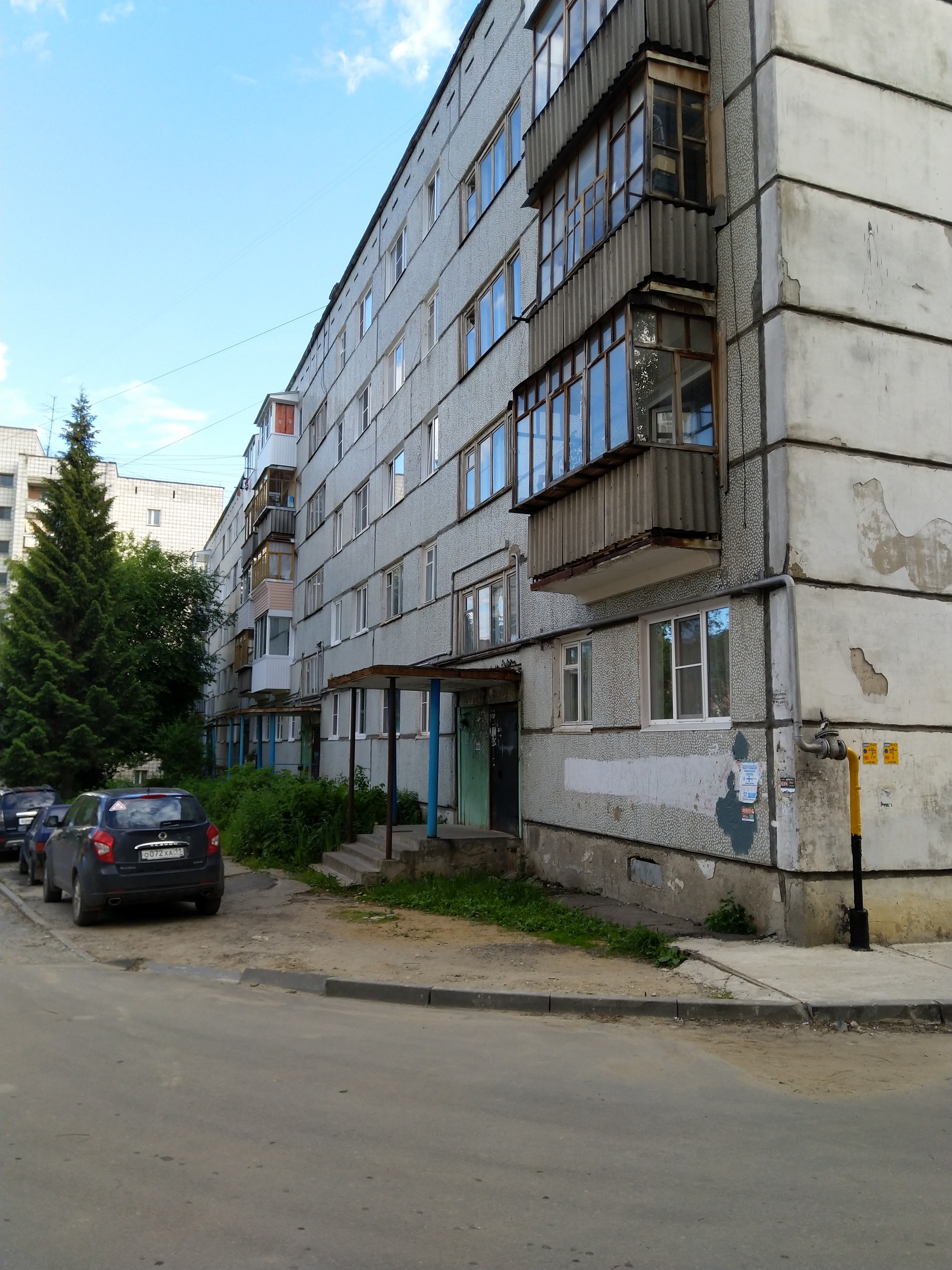 Респ. Коми, г. Сыктывкар, ул. Первомайская, д. 123-фасад здания