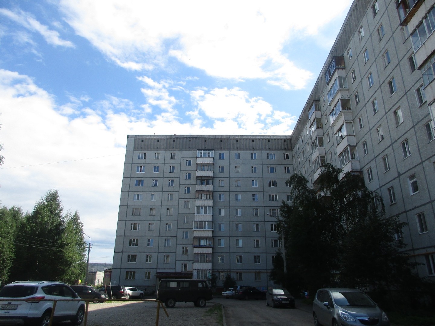 Респ. Коми, г. Сыктывкар, ул. Петрозаводская, д. 56-фасад здания