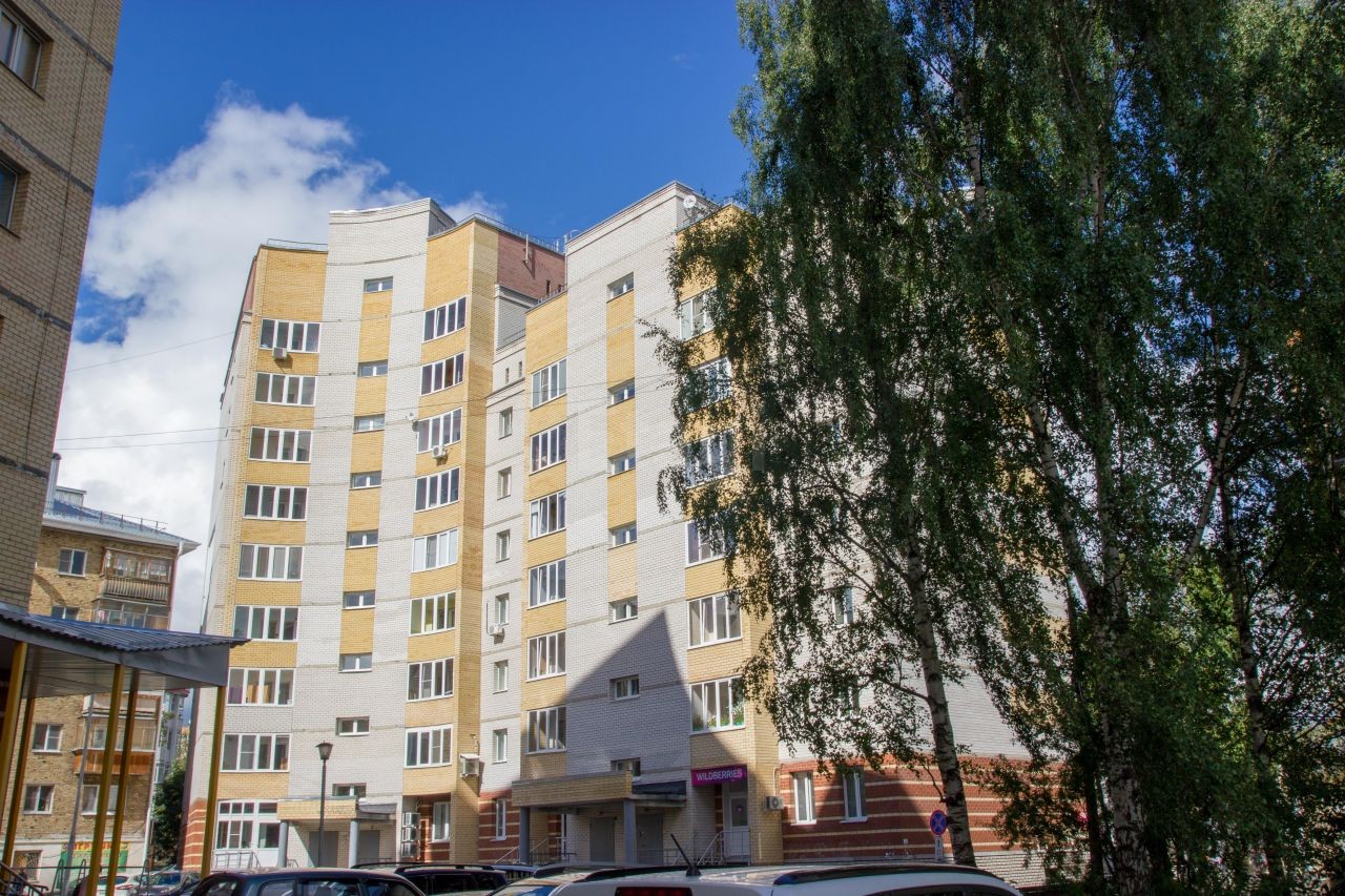 Респ. Коми, г. Сыктывкар, ул. Советская, д. 52-фасад здания
