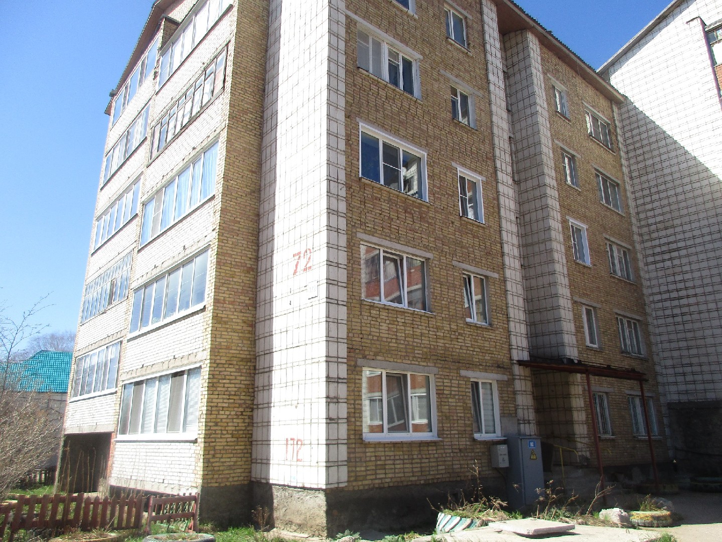 Респ. Коми, г. Сыктывкар, ул. Тентюковская, д. 172-фасад здания