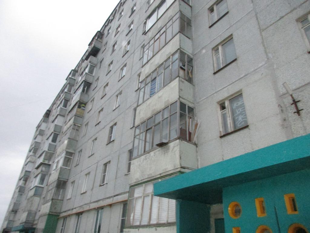 Респ. Коми, г. Усинск, ул. Возейская, д. 3-фасад здания