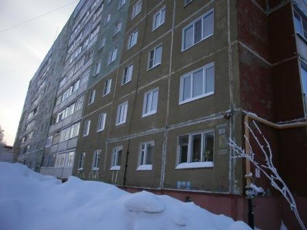 Респ. Коми, г. Усинск, ул. Ленина, д. 19-фасад здания