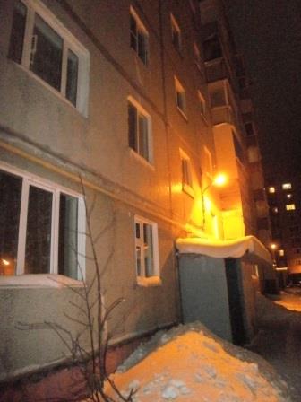 Респ. Коми, г. Усинск, ул. Мира, д. 13-фасад здания