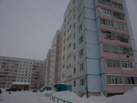 Респ. Коми, г. Усинск, ул. Мира, д. 15-фасад здания