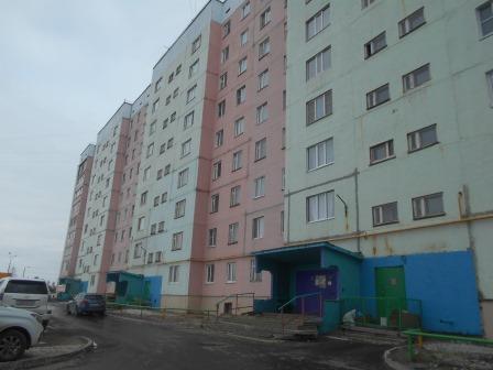 Респ. Коми, г. Усинск, ул. Мира, д. 17-фасад здания