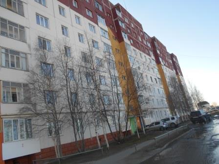 Респ. Коми, г. Усинск, ул. Пионерская, д. 16-фасад здания
