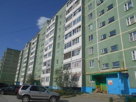 Респ. Коми, г. Усинск, ул. Пионерская, д. 19-фасад здания