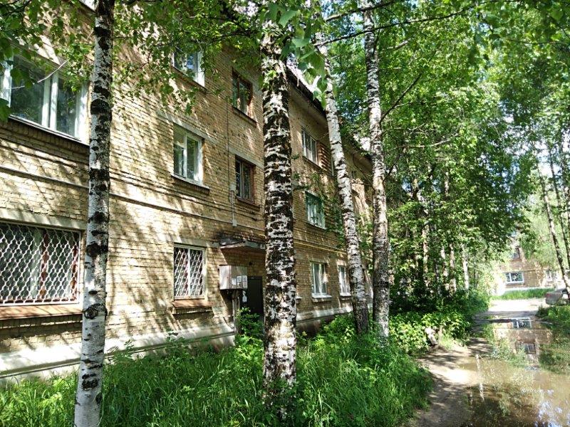 Респ. Коми, г. Ухта, ул. Геологов, д. 6-фасад здания
