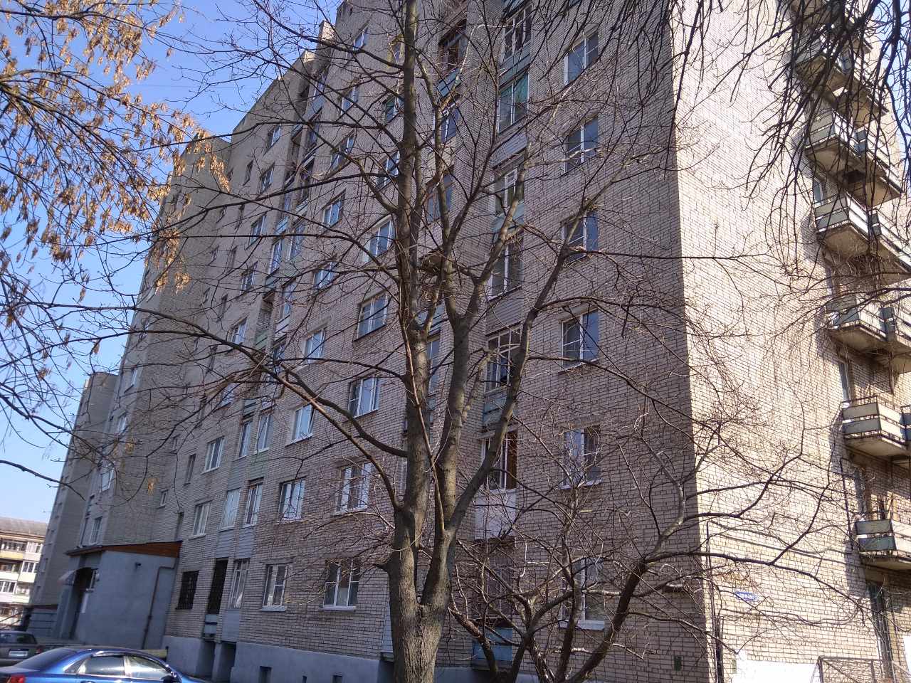 обл. Владимирская, г. Владимир, ул. Усти-на-Лабе, д. 36-фасад здания