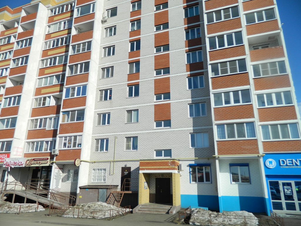 Респ. Марий Эл, г. Волжск, ул. Ленина, д. 64, к. 1-фасад здания