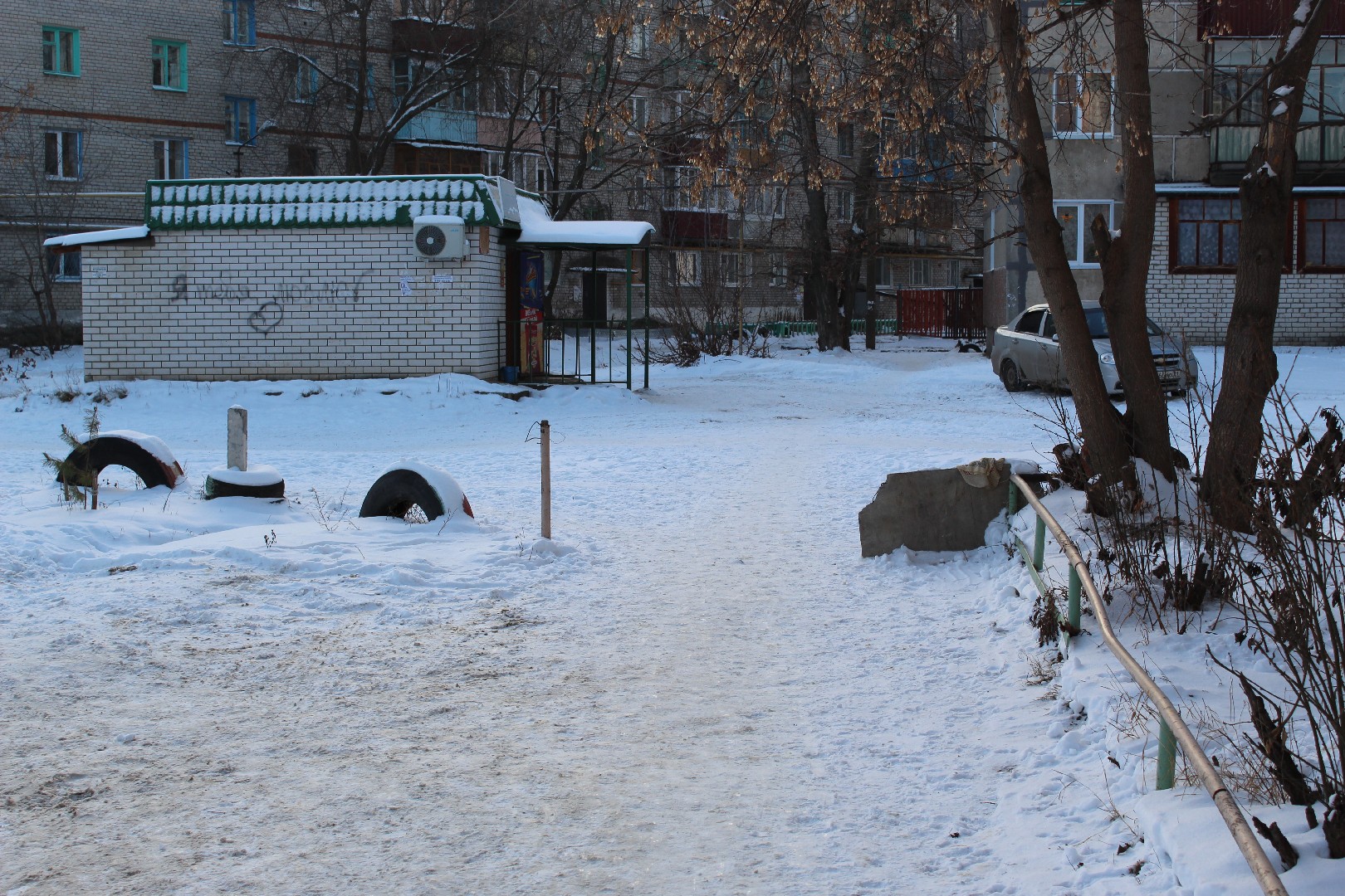 Респ. Марий Эл, г. Волжск, ул. Шестакова, д. 6, к. б-придомовая территория