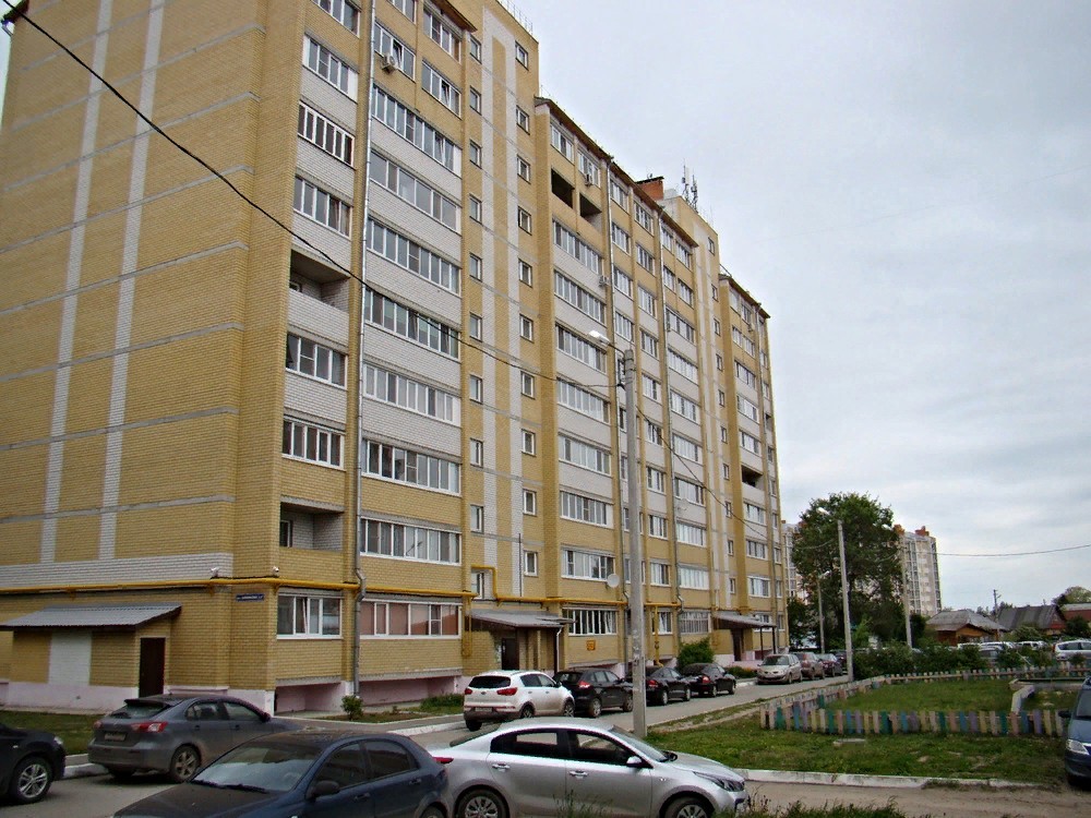 Респ. Марий Эл, г. Йошкар-Ола, ул. Анникова, д. 12б-фасад здания