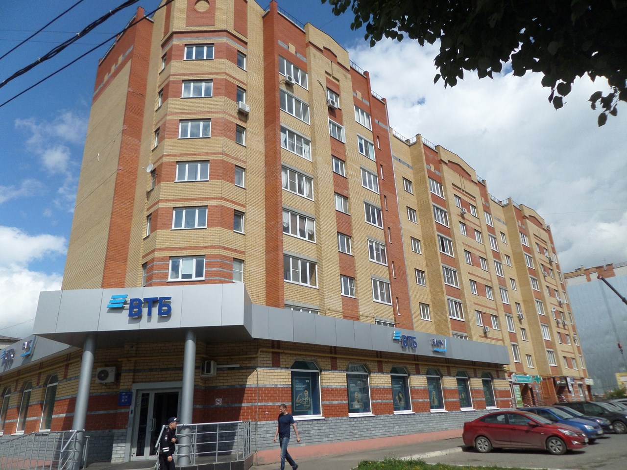 Респ. Марий Эл, г. Йошкар-Ола, ул. Комсомольская, д. 88-фасад здания