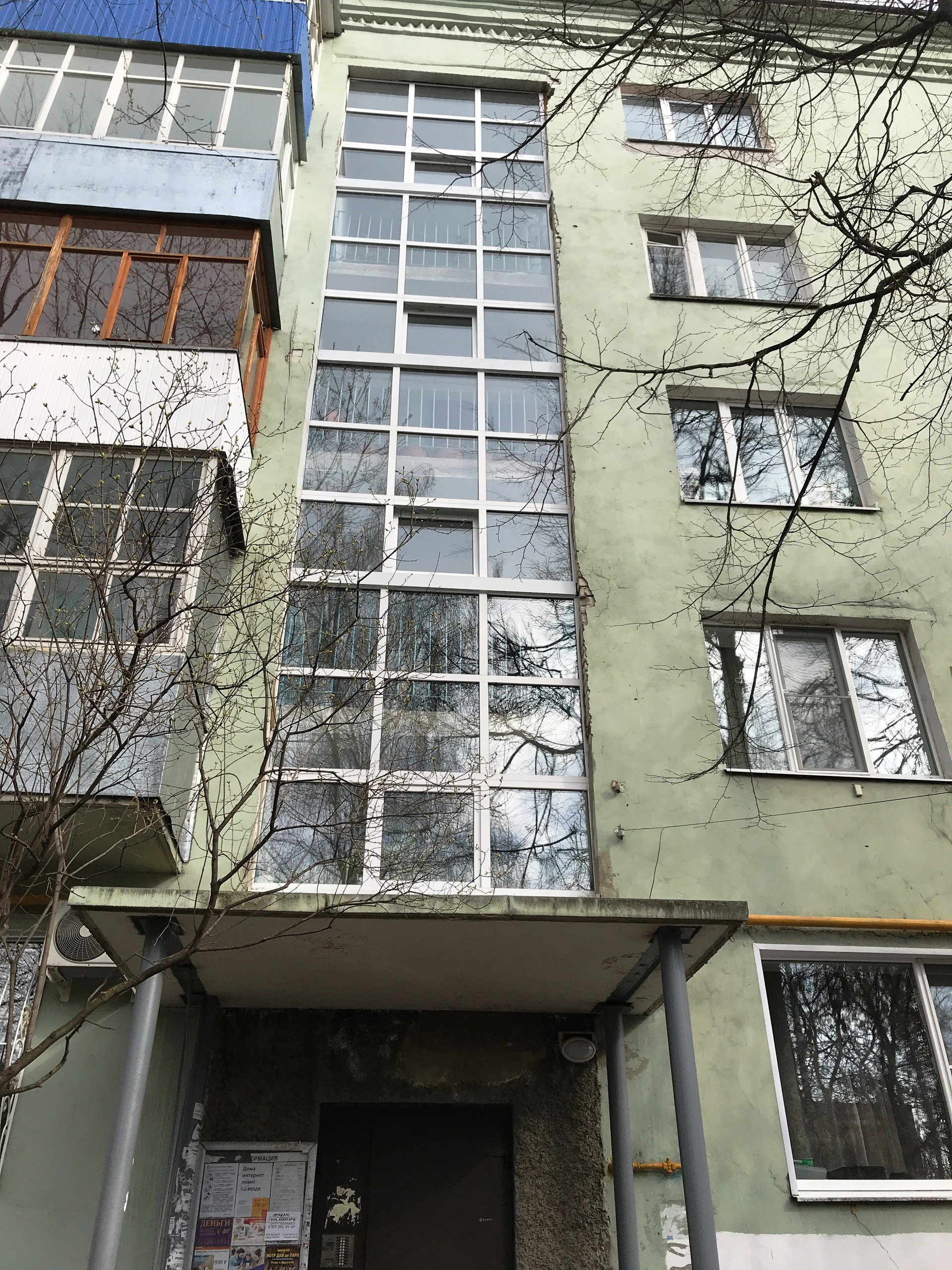 Респ. Марий Эл, г. Йошкар-Ола, ул. Комсомольская, д. 90-фасад здания